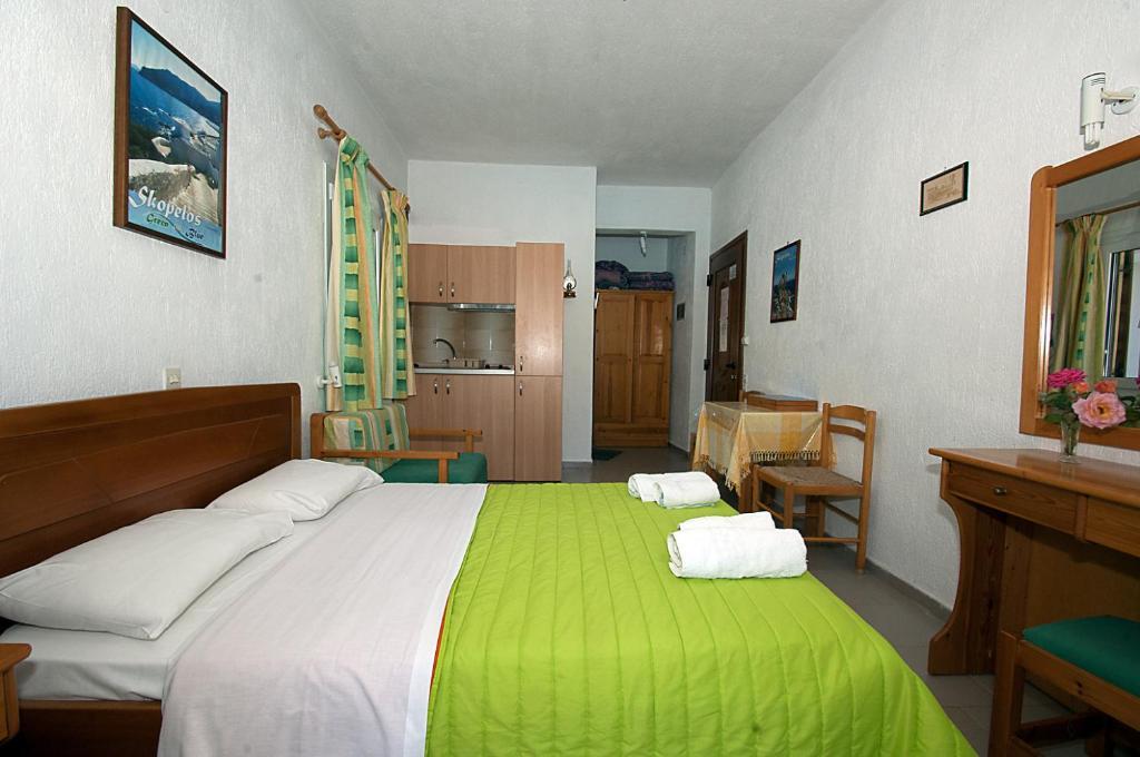 Pegasus Apartments Stafylos Rom bilde